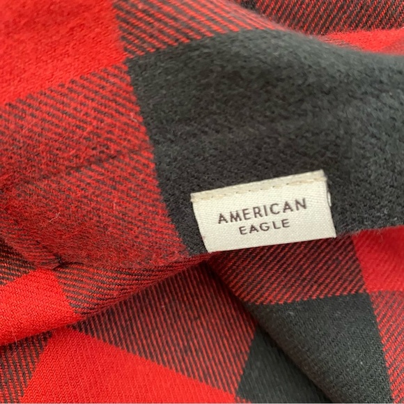 American Eagle Men’s Long Sleeve Plaid Flannel Button Up Red Shirt Lumberjack M - Picture 6 of 10